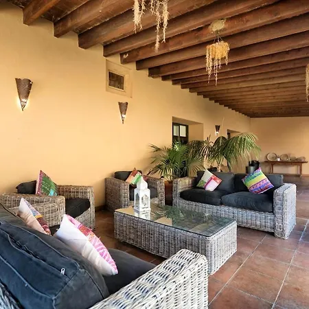 Mas Vives, Exclusiva Masia Del Siglo Xv Villa *