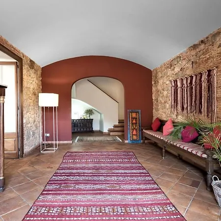Mas Vives, Exclusiva Masia Del Siglo Xv Villa