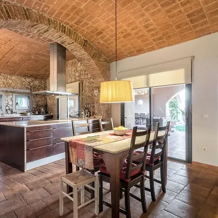 Mas Vives, Exclusiva Masia Del Siglo Xv Villa *